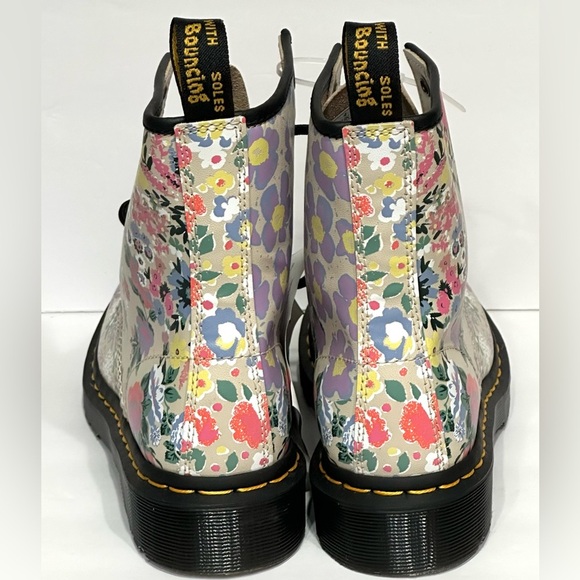 Dr Martens Leather Women’s Floral Lace Up Combat Boots Size 6, New - Picture 8 of 16